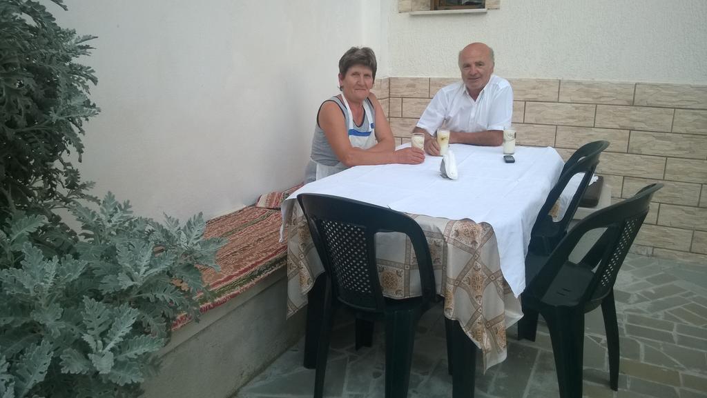 Gjirokastër Guesthouse Shtino מראה חיצוני תמונה